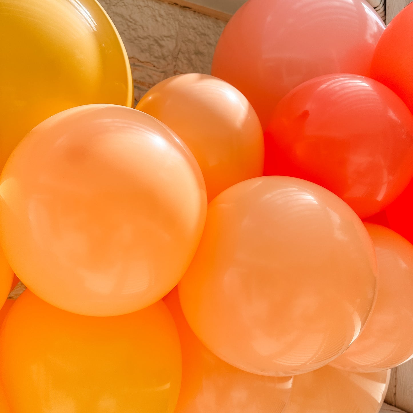 Endless Summer Balloon Garland Kit