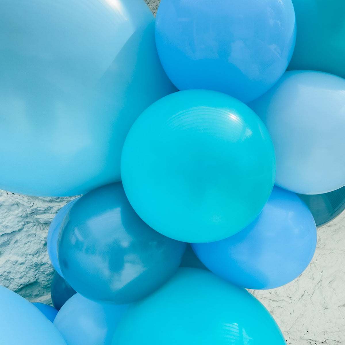 Ocean Blue Balloon Streamer Tail – Lushra