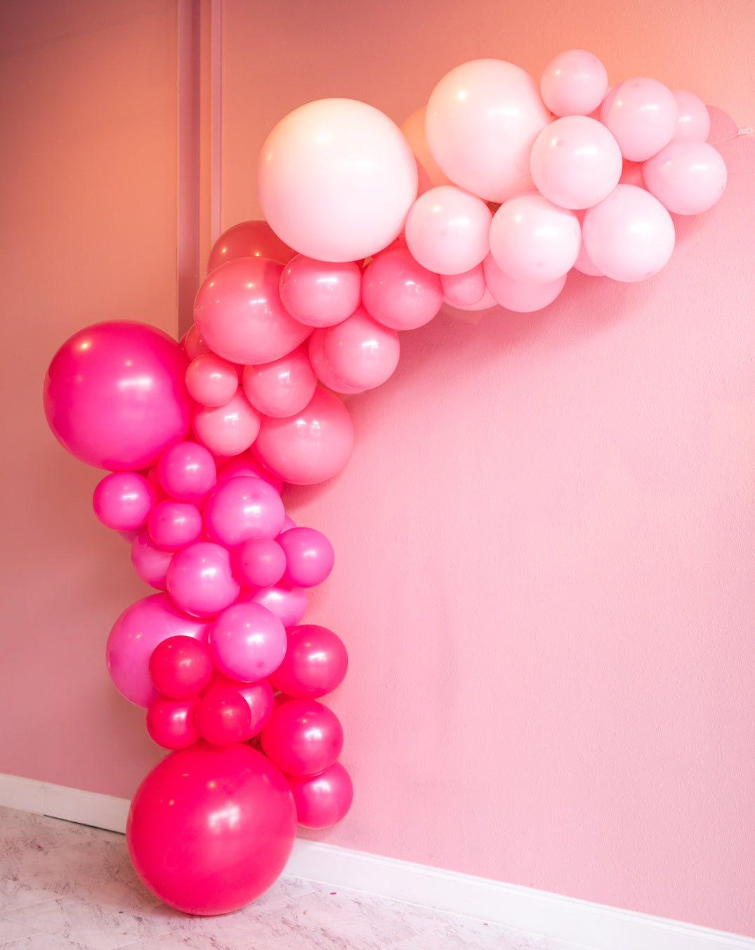 Valentine's Day Balloon Garland Kit