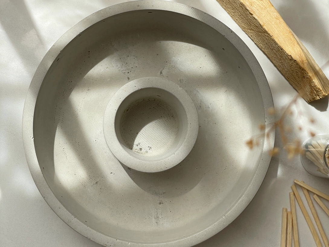Palo Santo/Smudge Cement Holder/Tray [Beige]