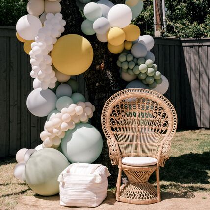 Gold wicker online chair