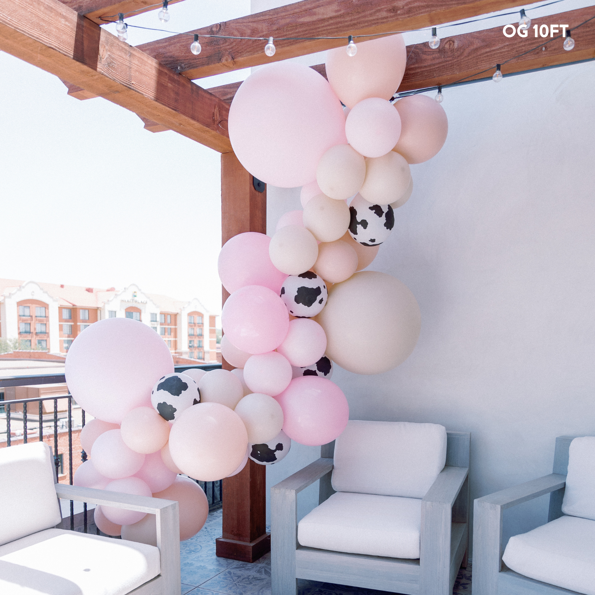 Let's Go Girls Balloon Garland Kit