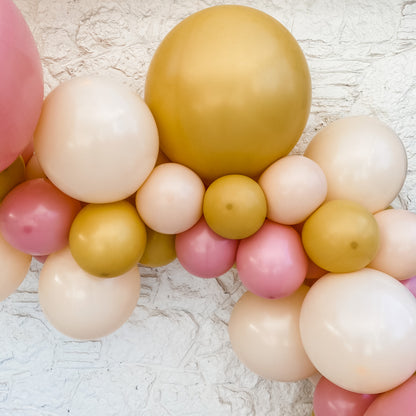 70's Baby Balloon Garland Kit