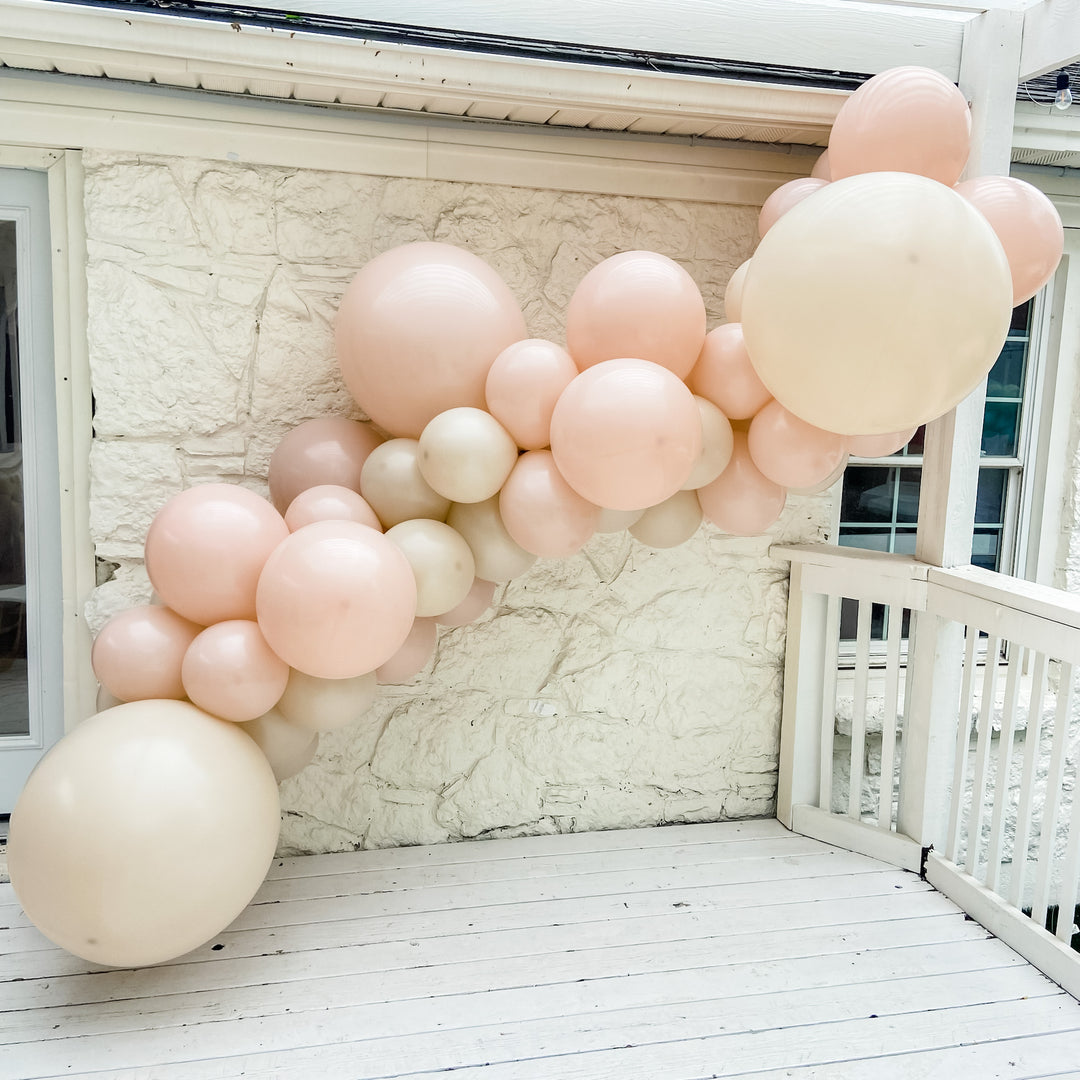 Blushin' Bride Inflated Balloon Garland