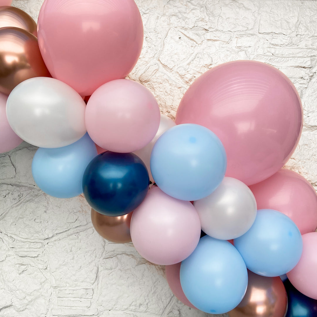 Gender Reveal Balloon Garland Kit