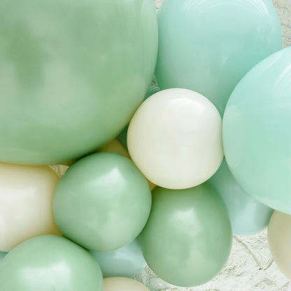 Aquamarine Balloon Garland Kit