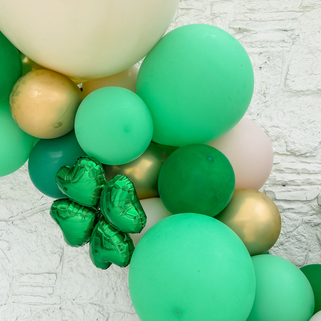 Feelin' Lucky St. Patrick’s Day Balloon Garland Kit