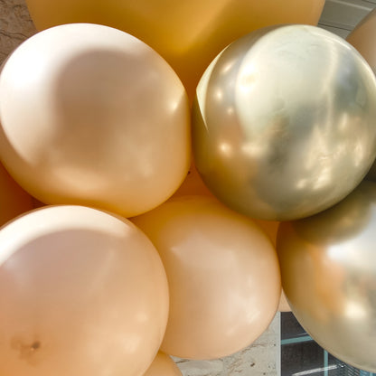 Golden Girl Balloon Garland Kit