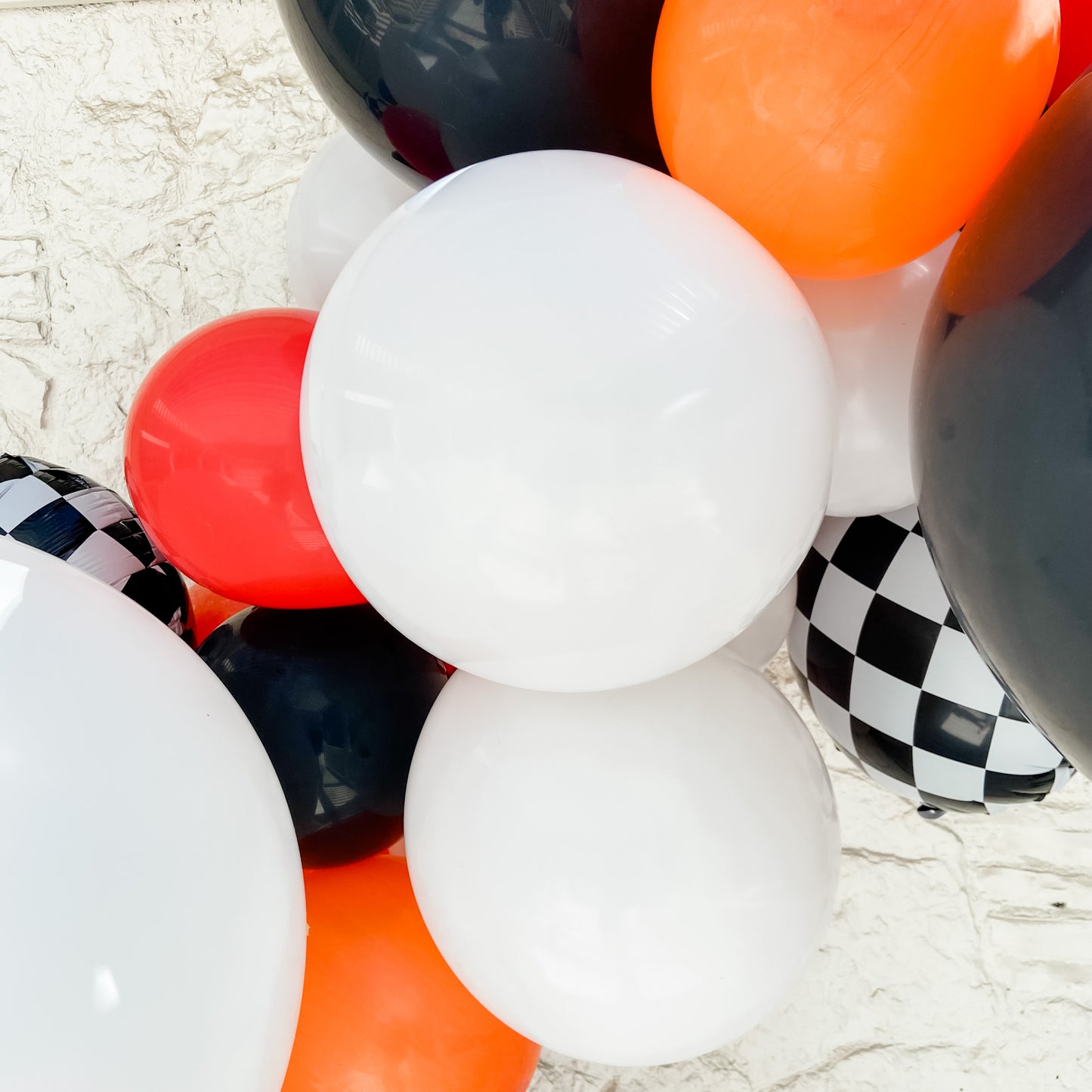 Hot Wheels Balloon Garland Kit