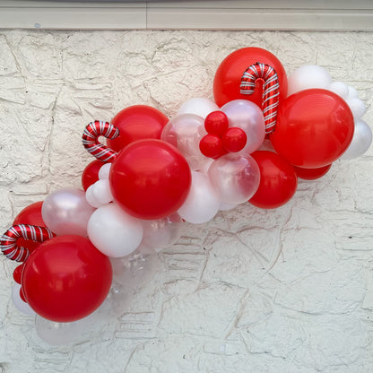 Santa's Party Diet Balloon Garland Kit